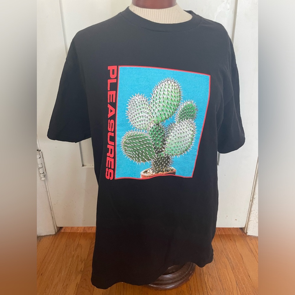 Pleasures Now Cactus T Shirt Size Large